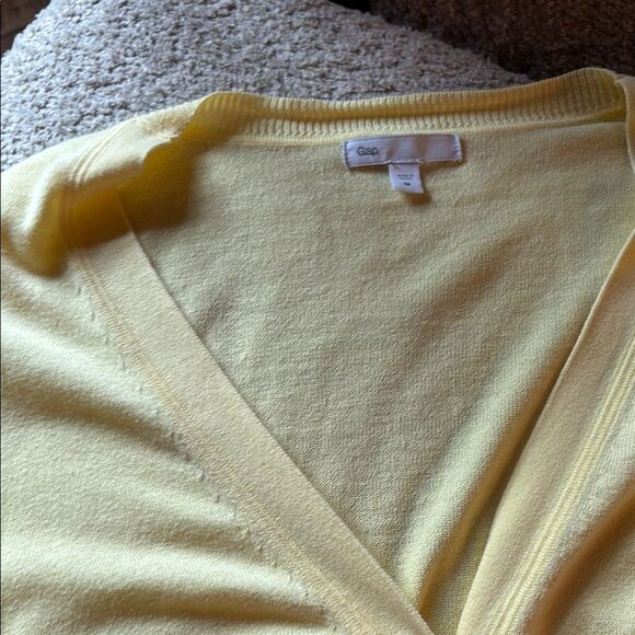 GAP Chic White Button-Up Cardigan - Picture 9 of 9